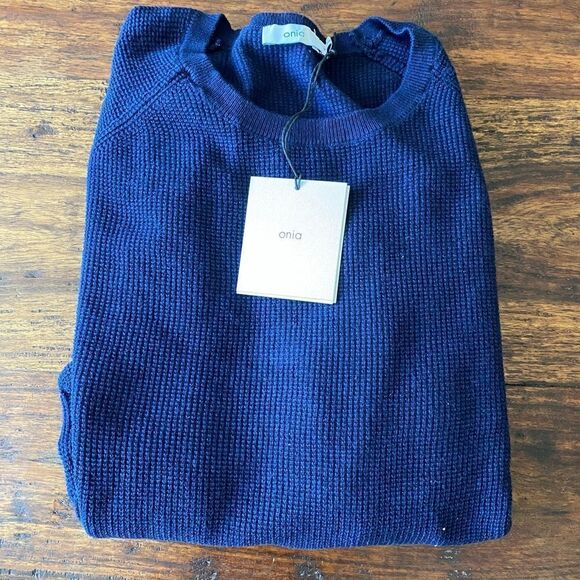 Onia Waffle Navy Cashmere Boxset Long Sleeve Sweater & Beanie XL New in Box NWT - Picture 4 of 13